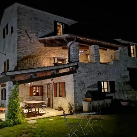 Umbrian Retreat In With A Pool Hébergement de vacances *