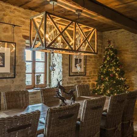 Umbrian Retreat In With A Pool