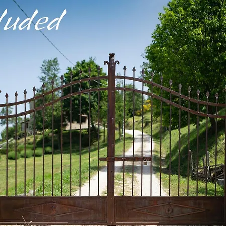 Umbrian Retreat In With A Pool *